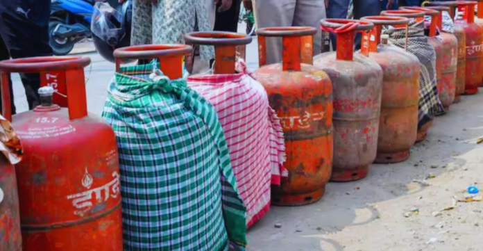 The central government issued a statement regarding LPG cylinders.