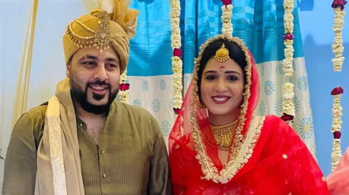 Rapper Badshah marries Isha Rikhi