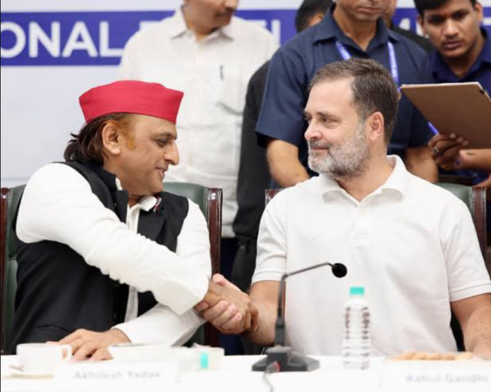 Rahul-Akhilesh Meeting